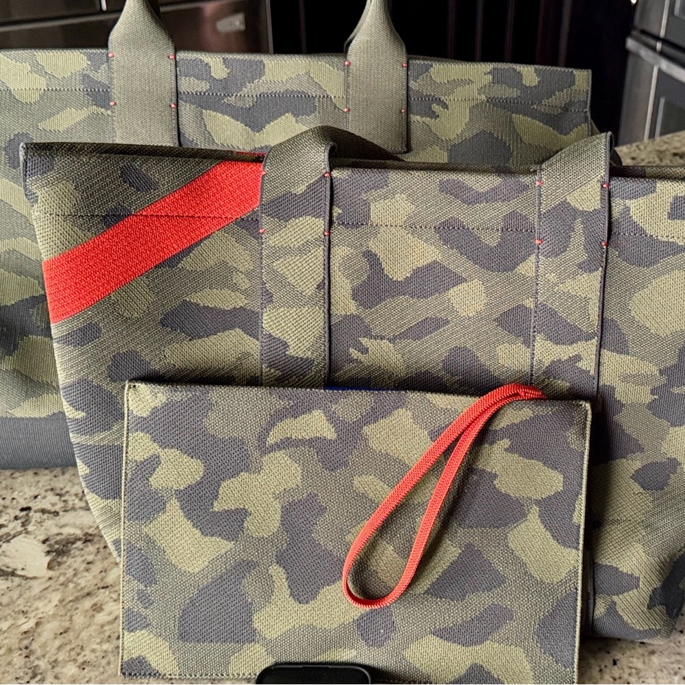 Rothy's Camouflage Travel Bag Set with Red Accents